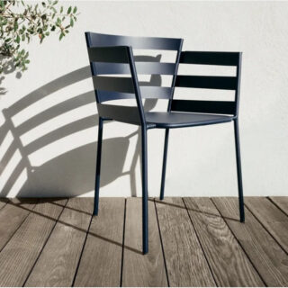 Fauteuil avec accoudoirs bridge FERMOB Rythmic en métal – 25 coloris par la marque Fermob Fermob - Fauteuil avec accoudoirs bridge FERMOB Rythmic en métal – 25 coloris