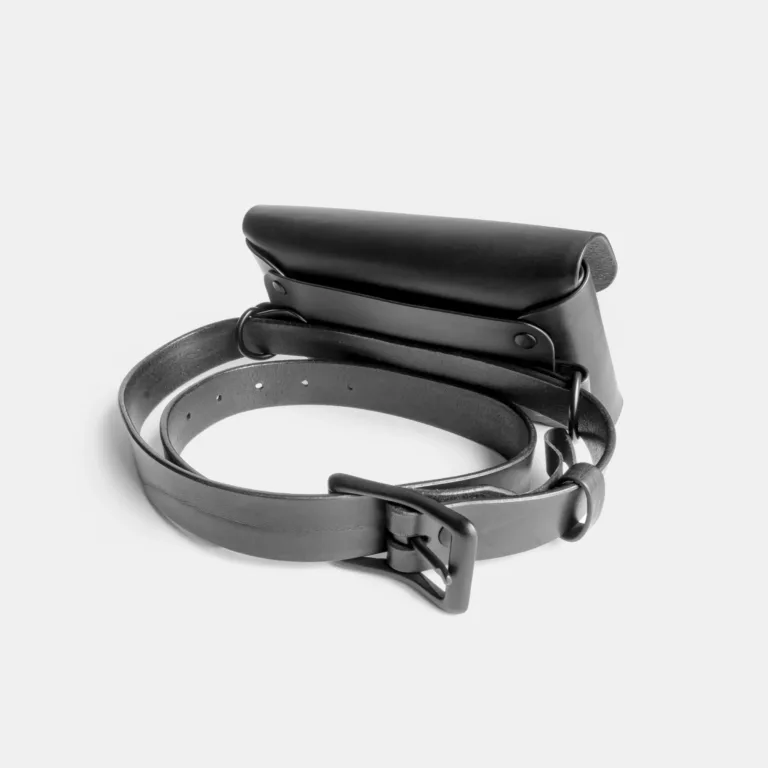 Darksails - Sac Banane en Cuir Noir sur Mesure