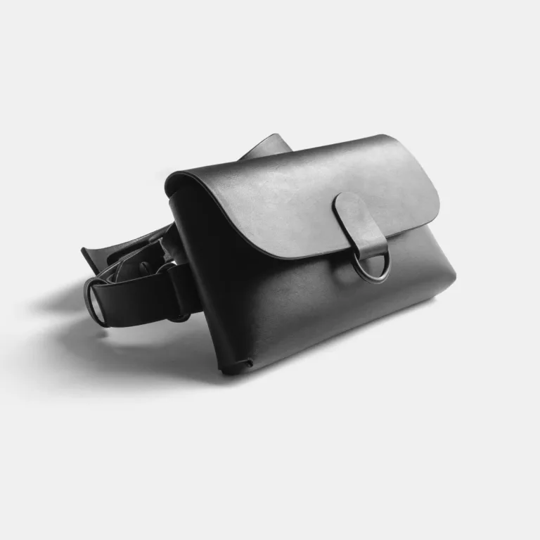 Darksails - Sac Banane en Cuir Noir sur Mesure