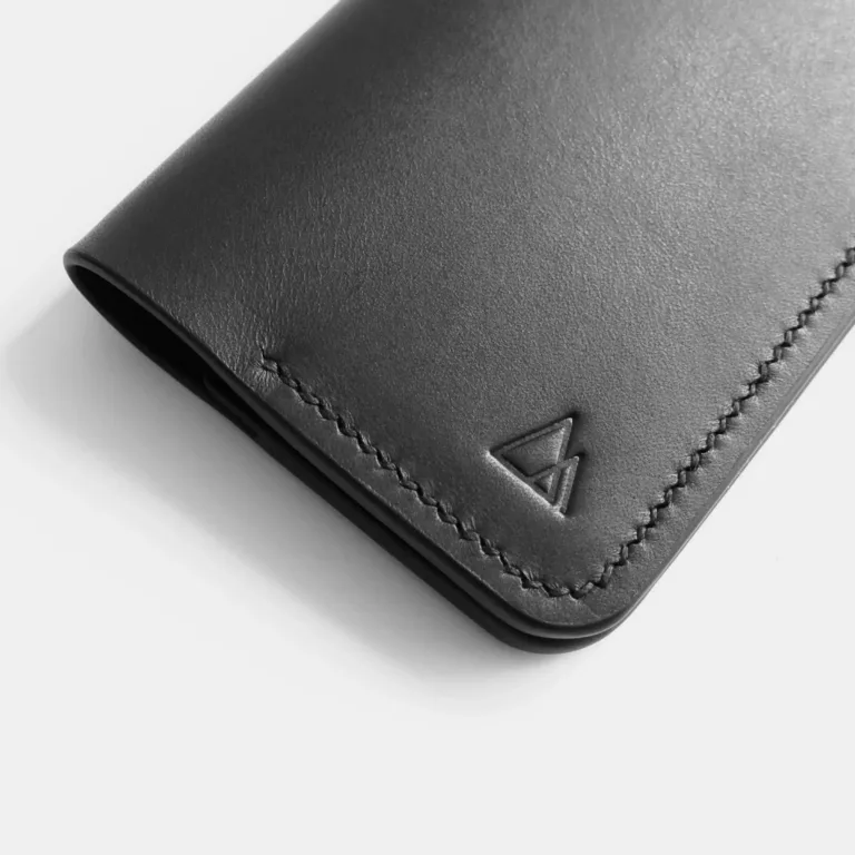 Darksails - Porte-Cartes Bifold en Cuir Noir