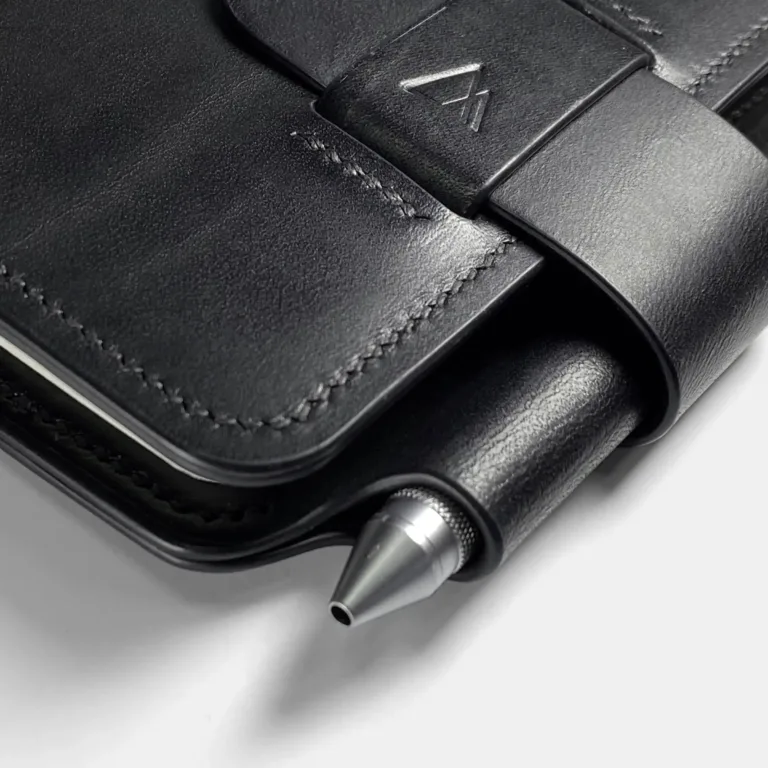 Darksails - Porte-Carnets et Passeport en Cuir Noir
