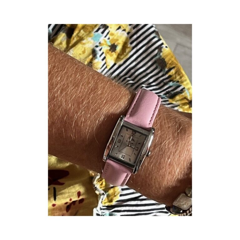 Menthe à l'eau - Montre Femme La Rectangle bracelet cuir Rose Pastel fond argent – Rose