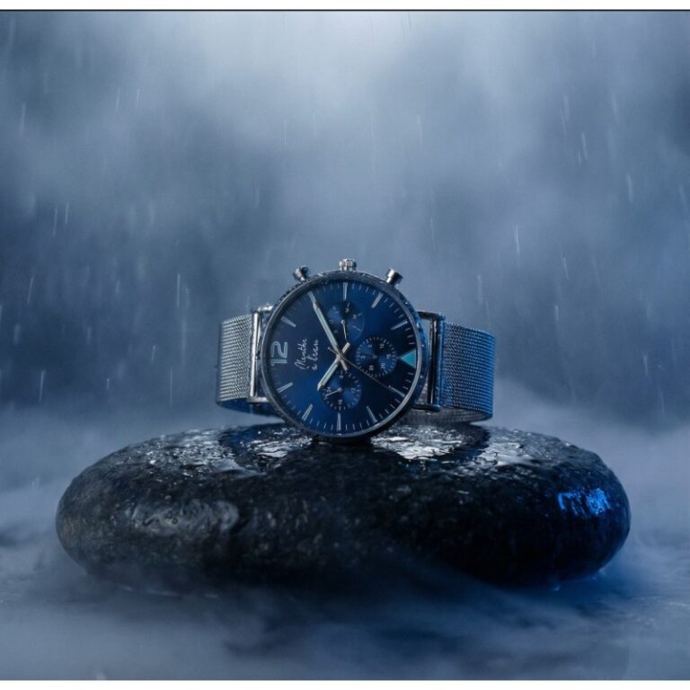 Menthe à l'eau - Montre Homme La Précise bracelet maille chromée fond bleu chromée – Gris