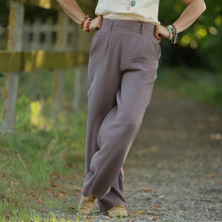 Quintessence - Pantalon Tino - Double gaze de coton prune – 3XL