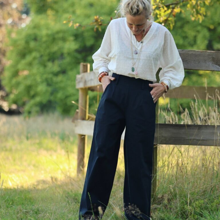 pantalon tino toile de coton marine 8445499 Quintessence - Pantalon Tino - Toile de coton marine – 3XL