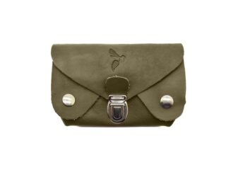 Porte-monnaie original en cuir vert kaki – 414 par la marque La Guêpe La Guêpe - Porte-monnaie original en cuir vert kaki – 414
