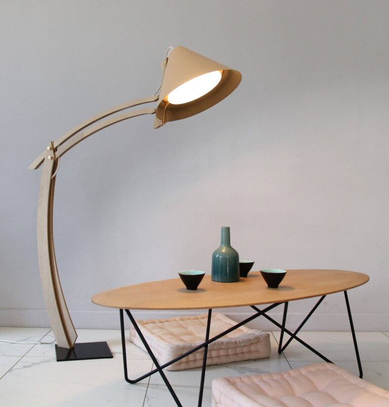 CAMIF SIGNATURE - Lampadaire réglable Silence cuir beige