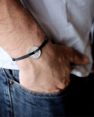 Bracelet Vincennes – 10 centimes argent – Kaki bleu par la marque LE SOU FRANÇAIS LE SOU FRANÇAIS - Bracelet Vincennes – 10 centimes argent – Kaki bleu