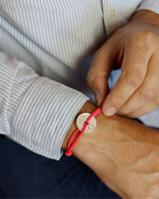Bracelet Montmartre – 25 centimes argent – Rose vif par la marque LE SOU FRANÇAIS LE SOU FRANÇAIS - Bracelet Montmartre – 25 centimes argent – Rose vif