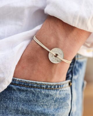 Bracelet Vincennes – 10 centimes argent – Biarrot Beige par la marque LE SOU FRANÇAIS LE SOU FRANÇAIS - Bracelet Vincennes – 10 centimes argent – Biarrot Beige