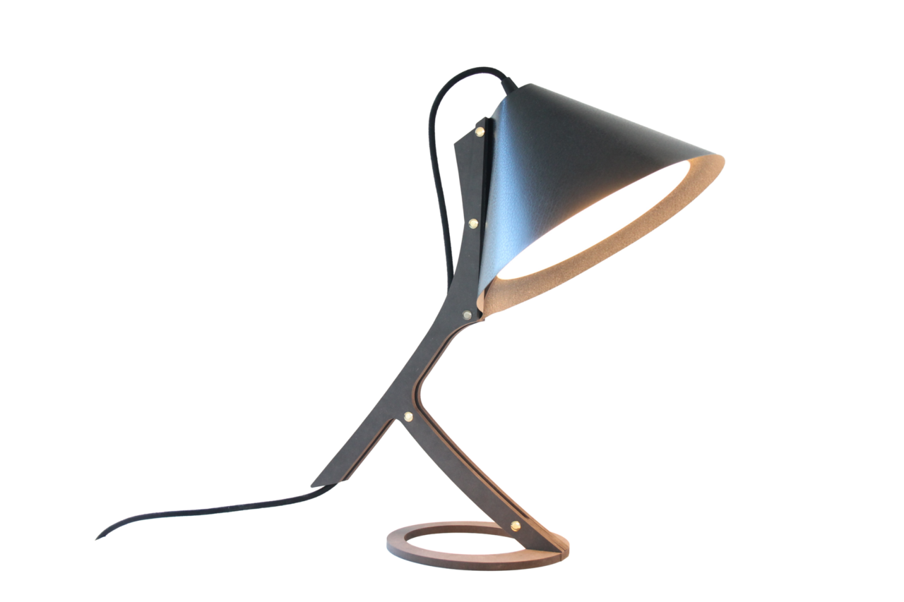 01 de deco lampes camif noir cuir a completer n 10039453 CAMIF SIGNATURE - Lampe à poser Silence cuir noir