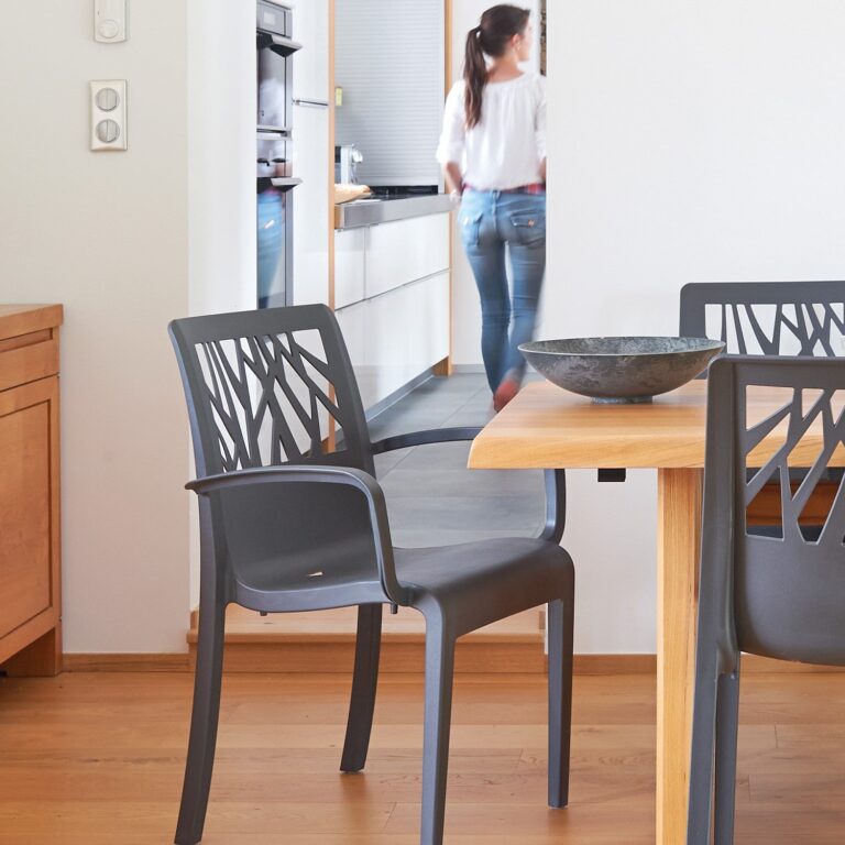 Grosfillex - Fauteuil de jardin Végétal recyclé – Anthracite
