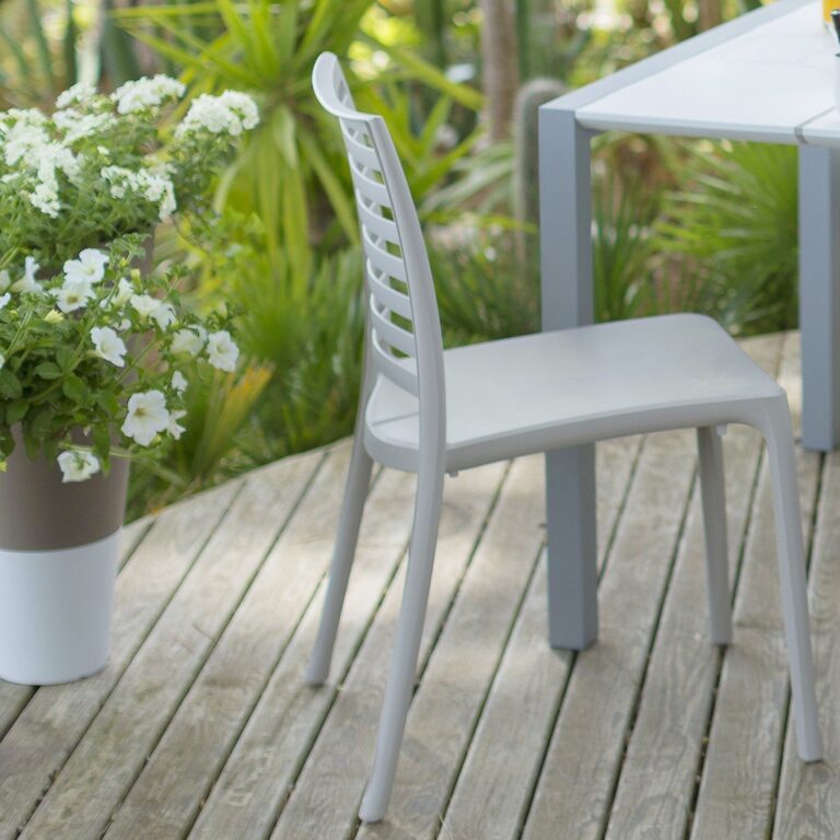 Grosfillex B2C - Chaise de jardin Sunday – Cobalt blue