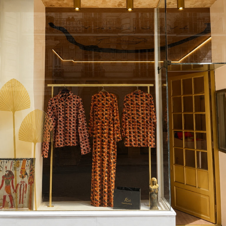 BOUTIQUE Tadoupika rue Damremont e06a3a6a73693afd9db5d7fe439cef94