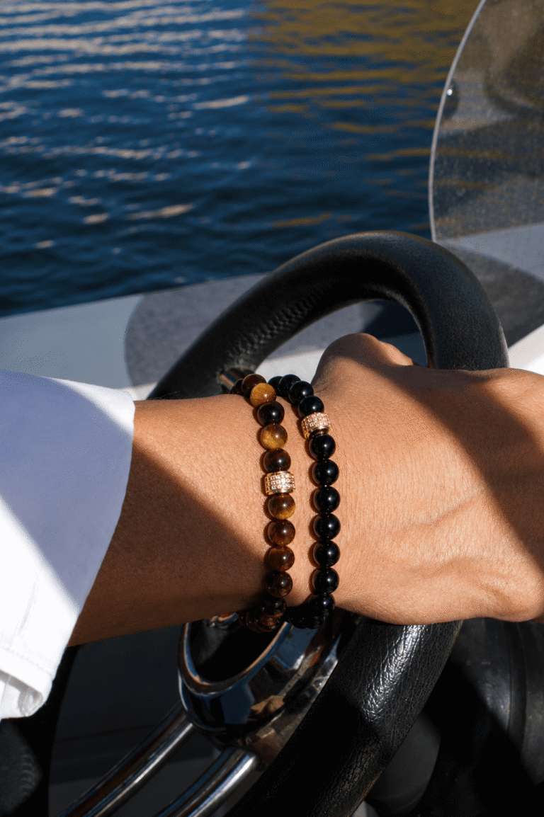 NEIJE - Coffret Duo de Bracelets Onyx & Oeil de Tigre - Or Jaune – XL (poignet de 19 à 21 cm)