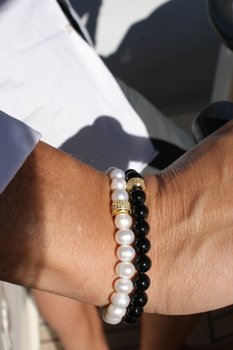 Duo Bracelets Homme Onyx et Perles d eau douce NEIJE - Coffret Duo de Bracelets Onyx & Perles d'eau douce - Or Jaune – XL (poignet de 19 à 21 cm)