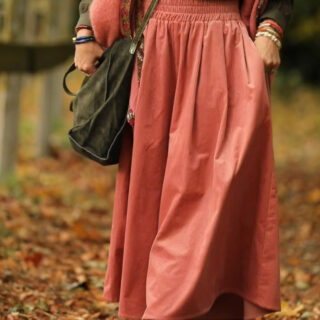 Pantalon Paco – velours cotelé rose boisé par la marque Quintessence Quintessence - Pantalon Paco – velours cotelé rose boisé