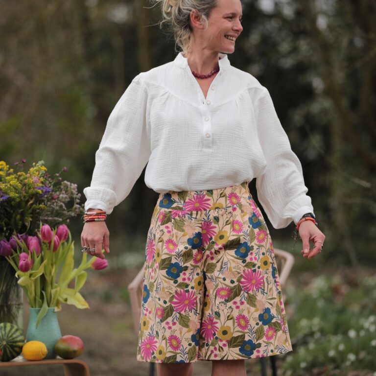 Quintessence - Bermuda Eline - Toile de coton Jardin éclatant – XXL