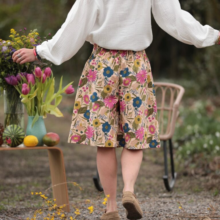 Quintessence - Bermuda Eline - Toile de coton Jardin éclatant – XXL