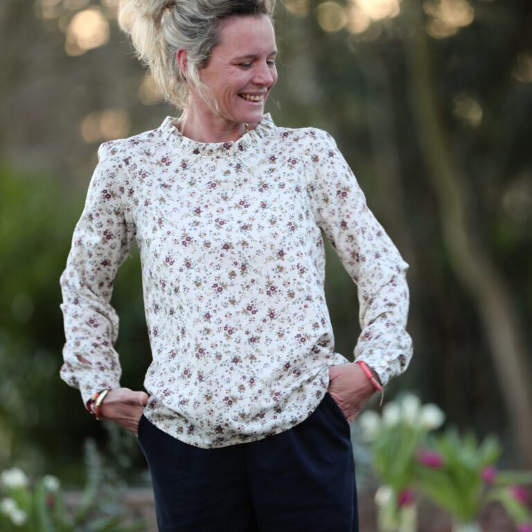 Meta SS25 - Blouse Fantine - Sergé de coton écru fleuri – XXL