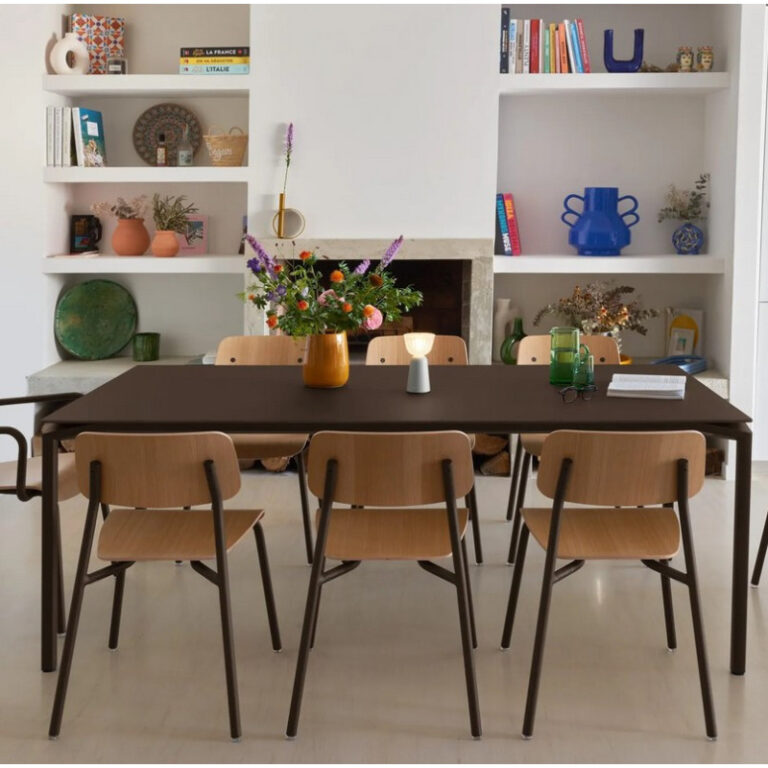 FERMOB - Chaise de repas FERMOB Studie chêne en bois et métal - 25 coloris