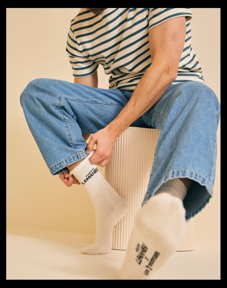 chaussettes ecru marine Maison Lemahieu - Chaussettes unisexe - mi - hautes - Ecru / Marine – Taille unique