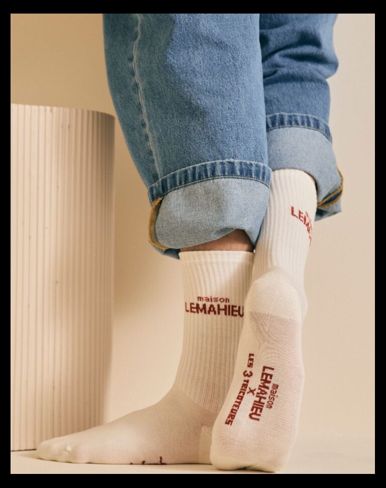 Maison Lemahieu - Chaussettes unisexe Tennis - Ecru / Brique – Taille unique