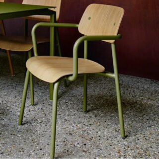 Fermob - Fauteuil avec accoudoirs bridge FERMOB Studie chêne en bois et métal – 25 coloris