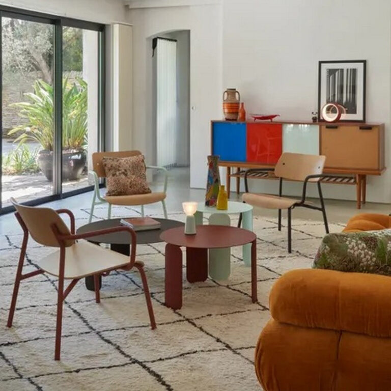 FERMOB - Fauteuil lounge FERMOB Studie chêne en bois et métal - 25 coloris