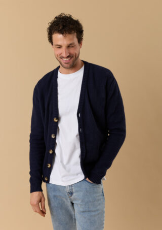 Gilet Nostalgie Marine par la marque Montlimart Montlimart - Gilet Nostalgie Marine