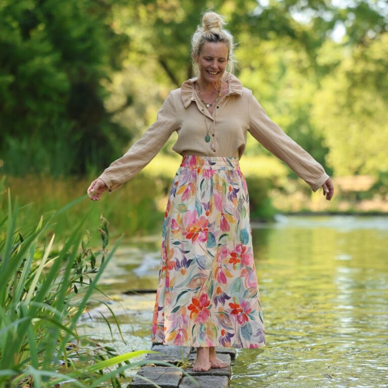 Quintessence - Jupe Tao — Viscose imprimée Jardin d’aquarelle – XXXL