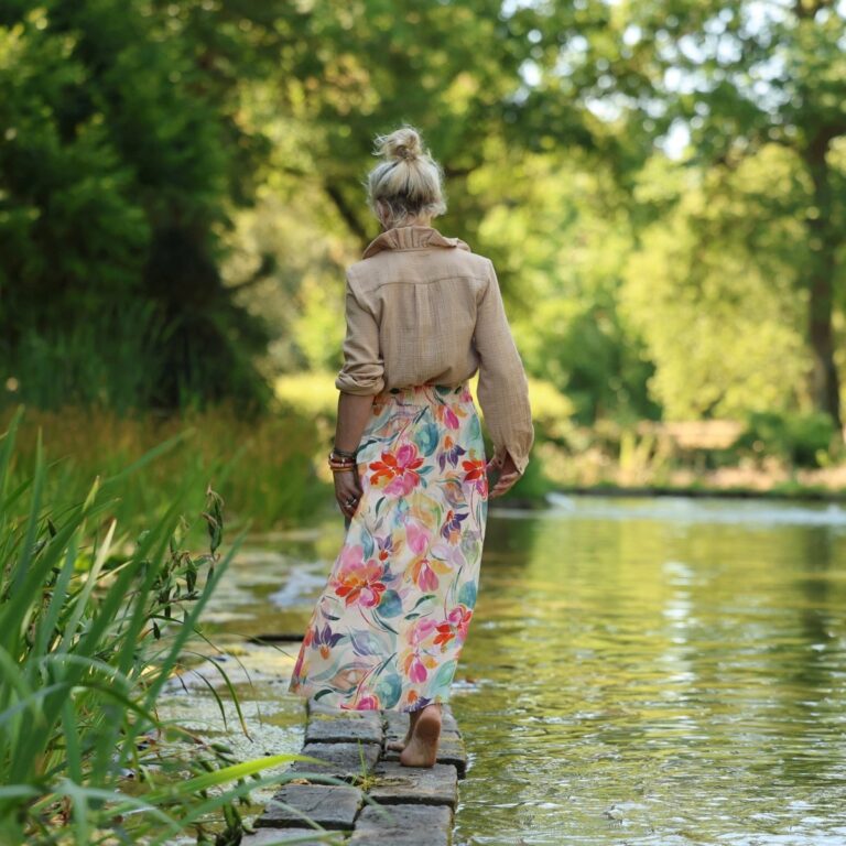 Quintessence - Jupe Tao — Viscose imprimée Jardin d’aquarelle – XXXL