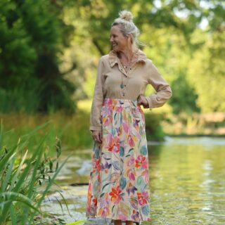 Quintessence - Jupe Tao — Viscose imprimée Jardin d’aquarelle