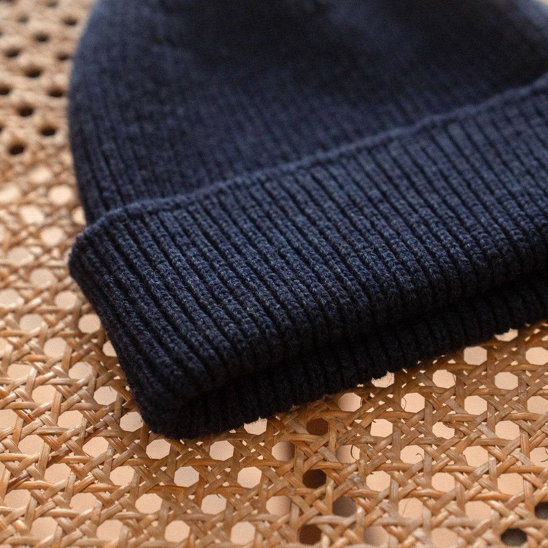 le bonnet en laine francaise marine chine Le T-Shirt Propre - Le bonnet en laine française – Noir / TU