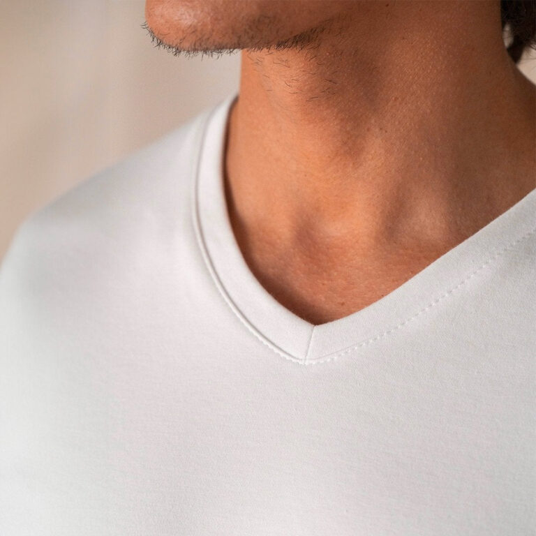 Le T-Shirt Propre - Le t-shirt en coton bio - Col V – Bordeaux / 3XL