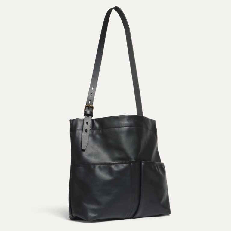 Bleu De Chauffe - Pochette haute Gombe liscio - Noir