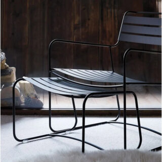 Repose-pieds tabouret FERMOB Surprising en métal – 25 coloris par la marque Fermob Fermob - Repose-pieds tabouret FERMOB Surprising en métal – 25 coloris