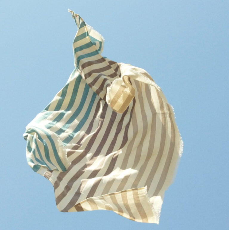 Aux Bains Français - Drap de Plage "Noisette"