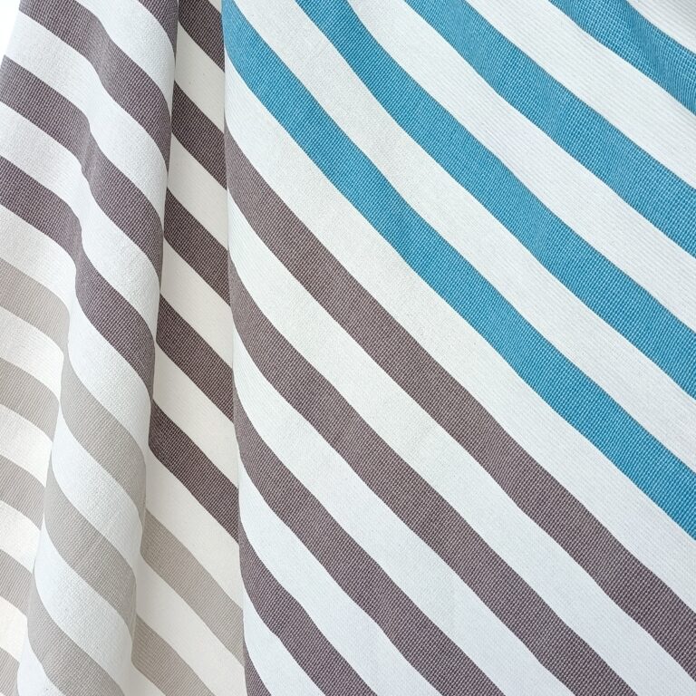 rn image picker lib temp ef0b1015 9c66 4041 98aa 74a45e06700e Aux Bains Français - Drap de Plage "Noisette"