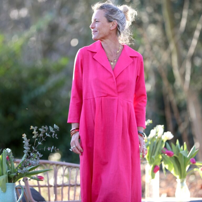 QUINTESSENCE - Robe Hazel- Lin fuchsia – XXL