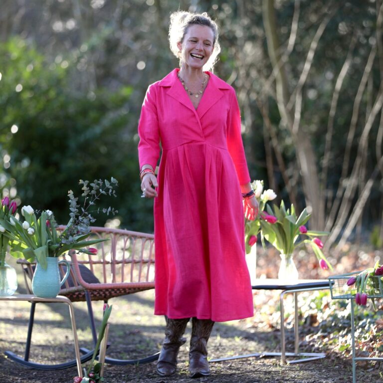 QUINTESSENCE - Robe Hazel- Lin fuchsia – XXL