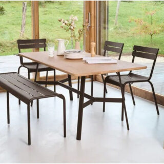 Table à manger rectangulaire FERMOB So’o chêne 180x90cm en bois et métal – 25 coloris par la marque Fermob Fermob - Table à manger rectangulaire FERMOB So’o chêne 180x90cm en bois et métal – 25 coloris