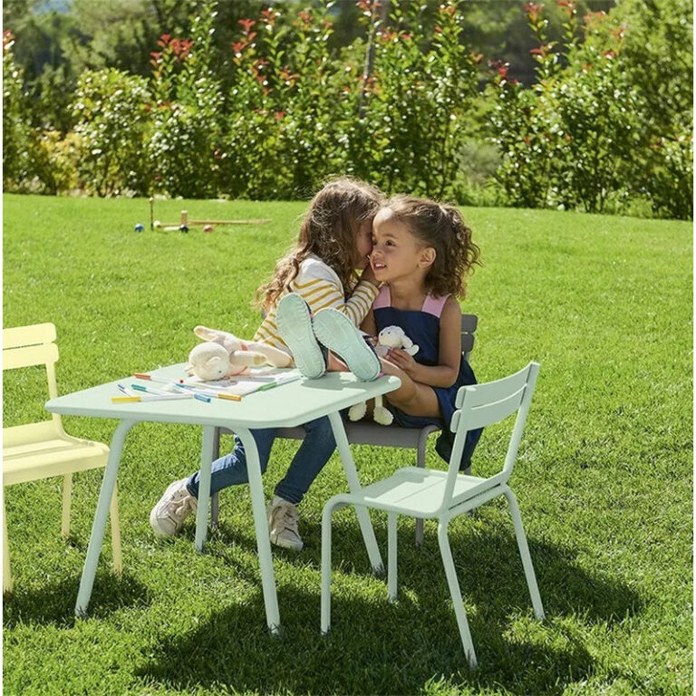 FERMOB - Table pour enfant FERMOB Luxembourg Kid 76x55.5cm en métal - 25 coloris