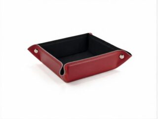 Vide poche carré en cuir rouge – VP502 par la marque LAVOISIER Maroquinier LAVOISIER Maroquinier - Vide poche carré en cuir rouge – VP502