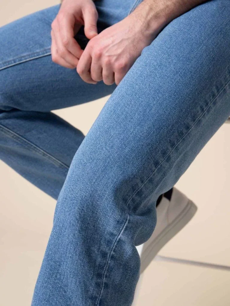 1083 - JEANS DROIT 101N DELAVE