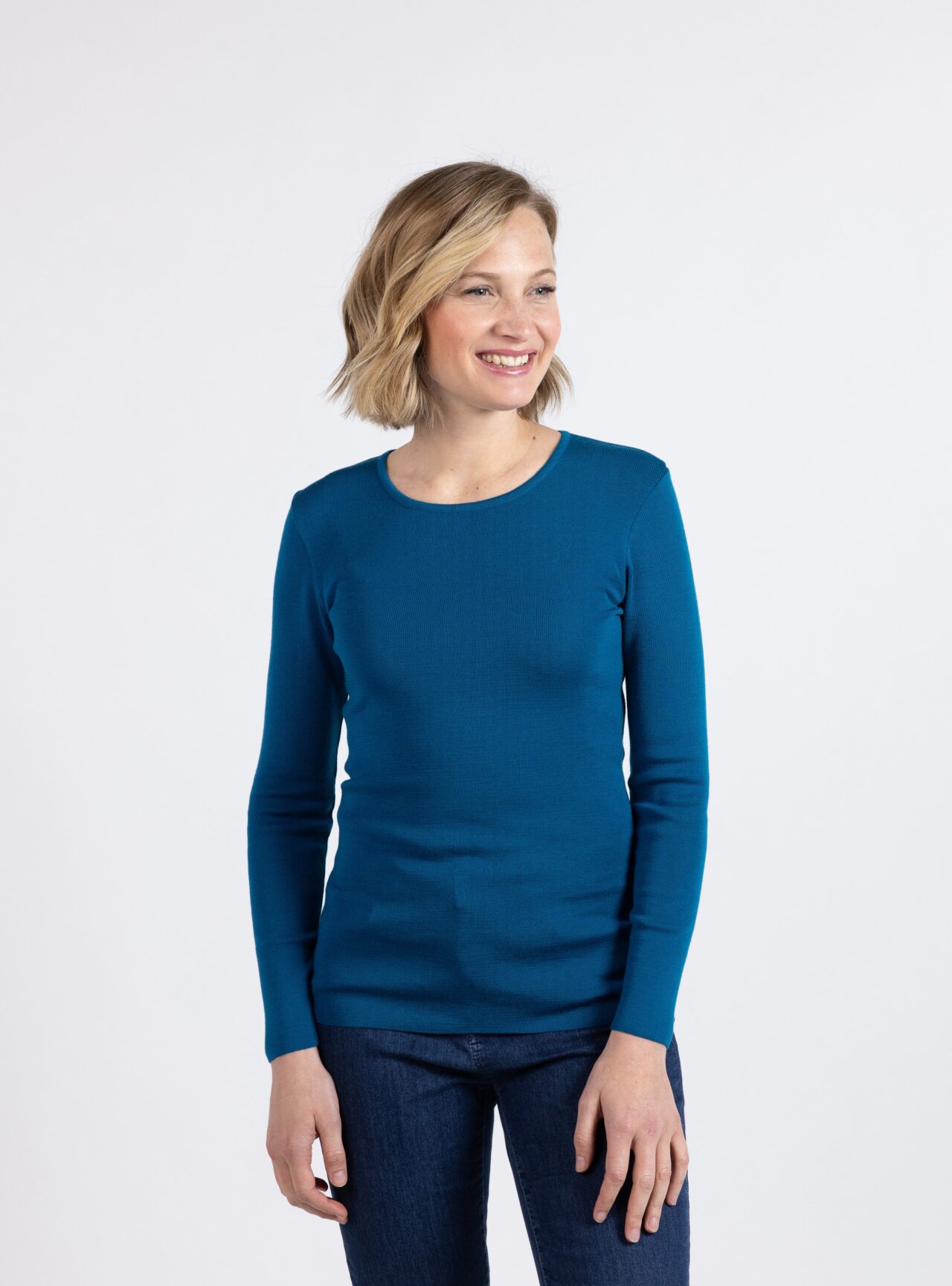 150 bleu colvert 7889 bleu indigo 1 Maison Solfin - Tee-shirt thermique femme manches longues en laine merinos bleu colvert – 5