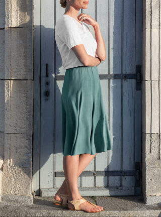 Jupe en lin fluide – VERT AQUA par la marque MAISON SOLFIN MAISON SOLFIN - Jupe en lin fluide – VERT AQUA