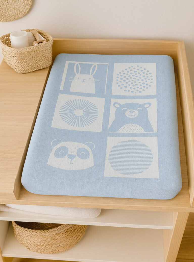 Maison-solfin - Plaid bébé laine mérinos motif animaux bleu pastel – 125/70
