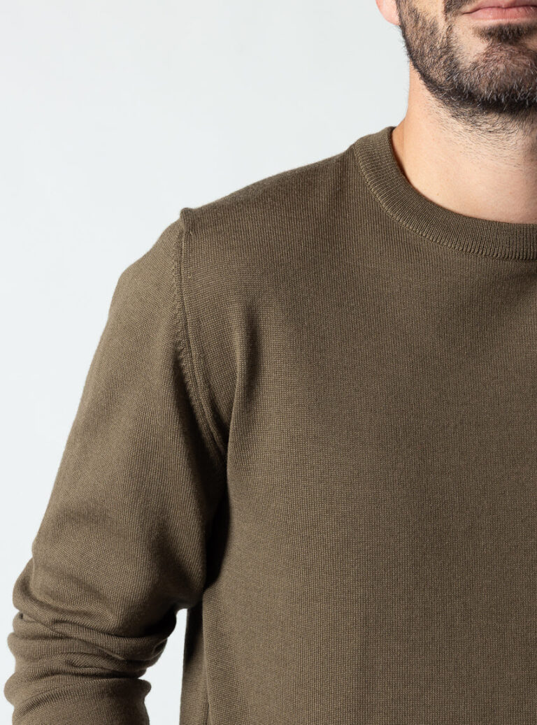 Maison Solfin - Pull col rond homme en laine merinos vert jonc – 6