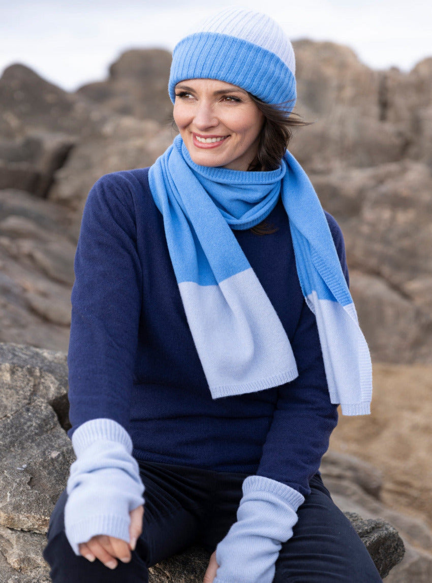 6422 MARINE CHIC ACCESSOIRES C 8833 1 Maison Solfin - Écharpe femme bicolore bleu laine et cachemire – U